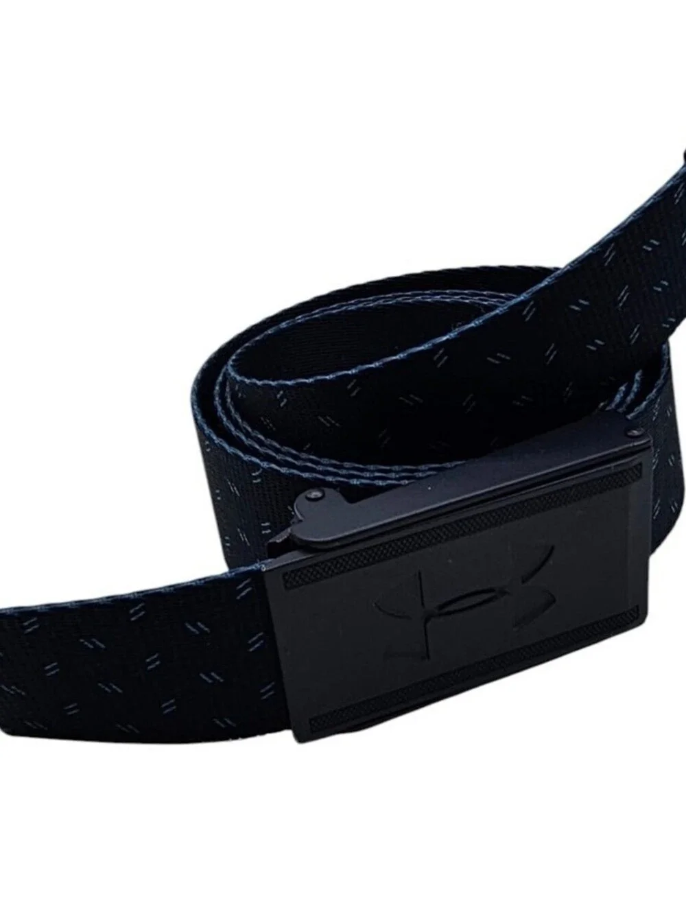 Under Armour men's stretch webbing golf belt with a black clamp-shut buckle